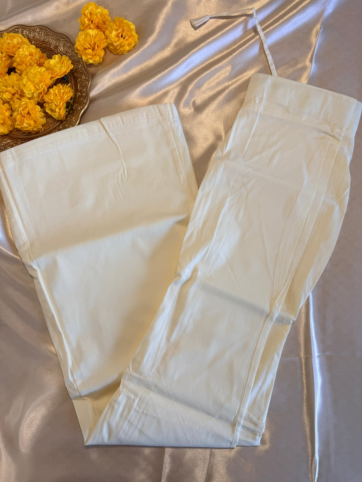 SAREE SHAPE WEAR UNDER SKIRT CREAM