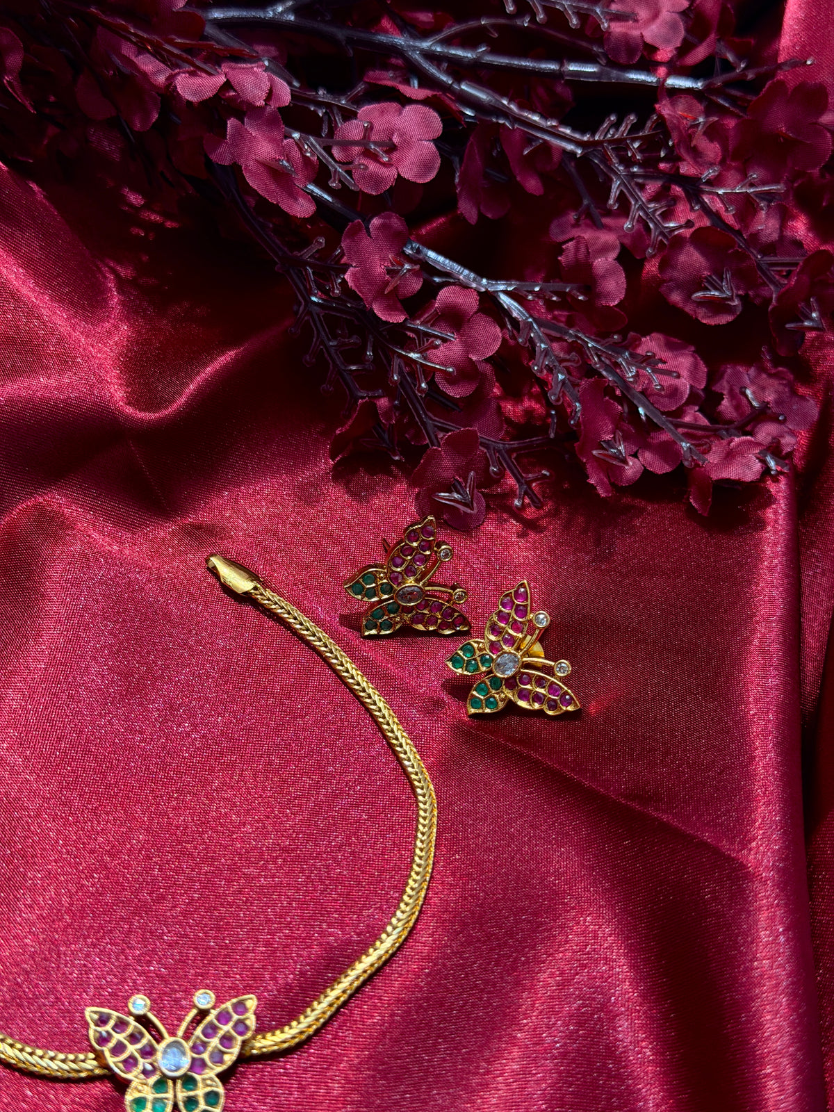NECKLACE-041