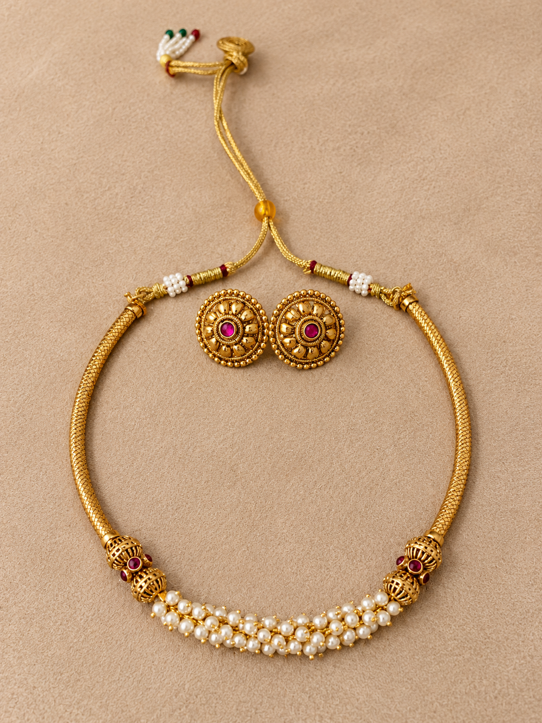 Swarna Hasli Choker