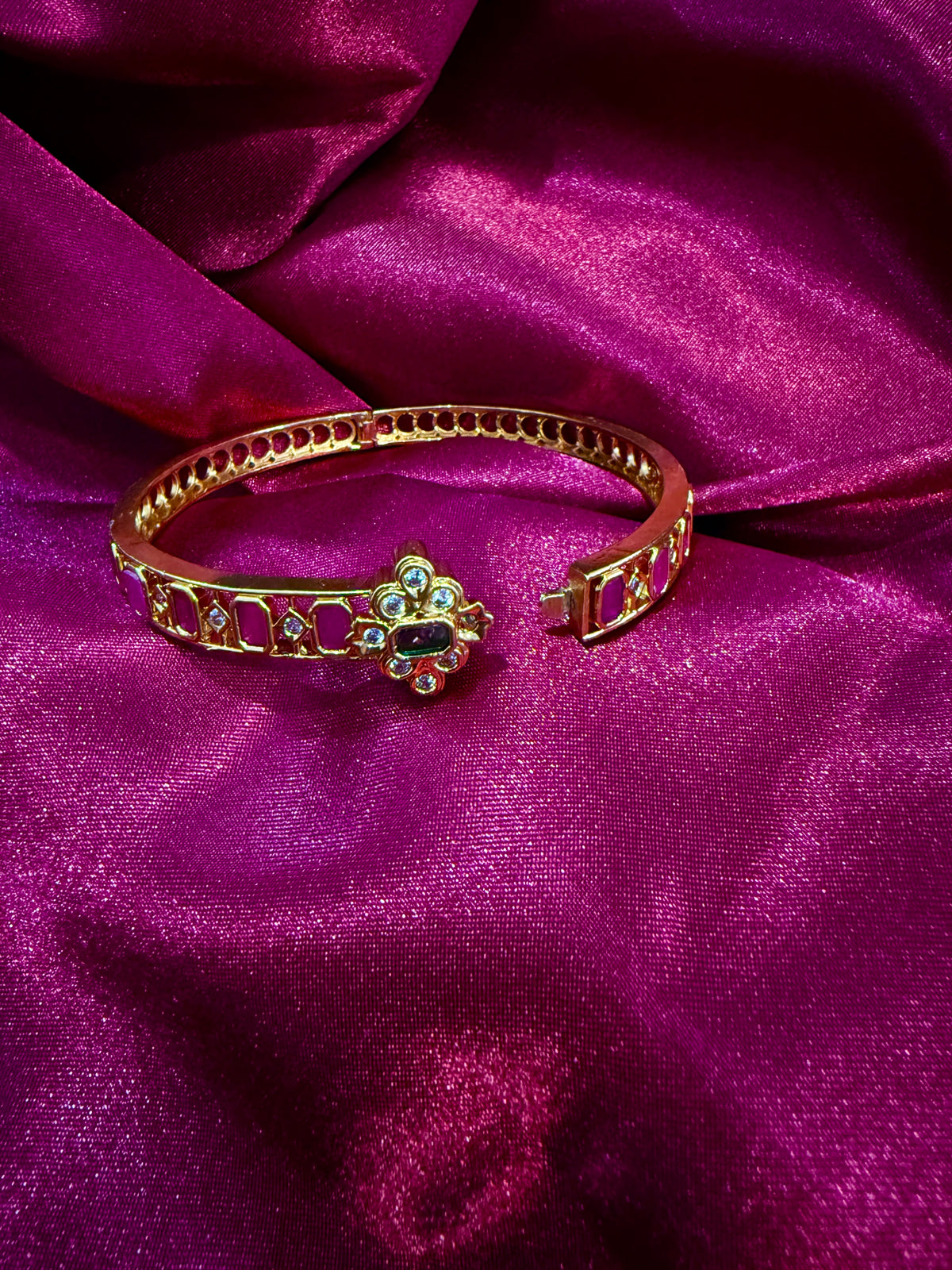 BANGLES 006