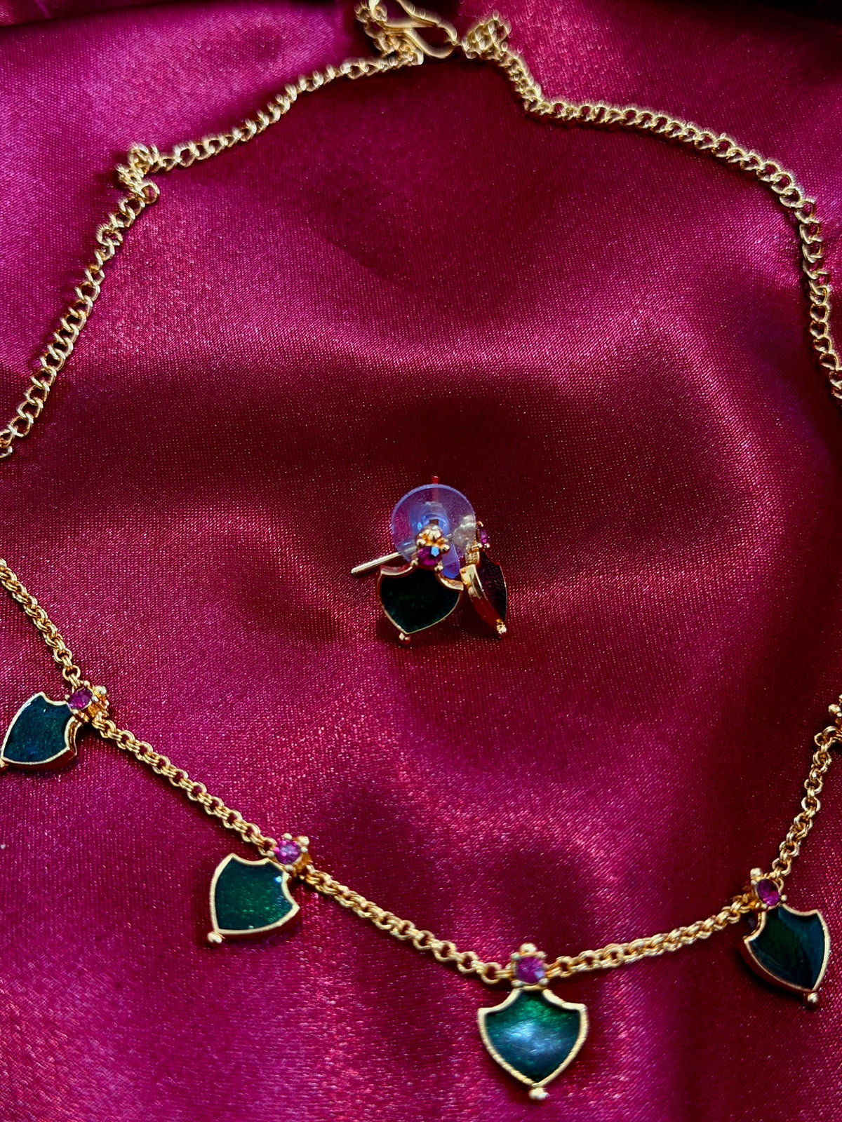 NECKLACE 068
