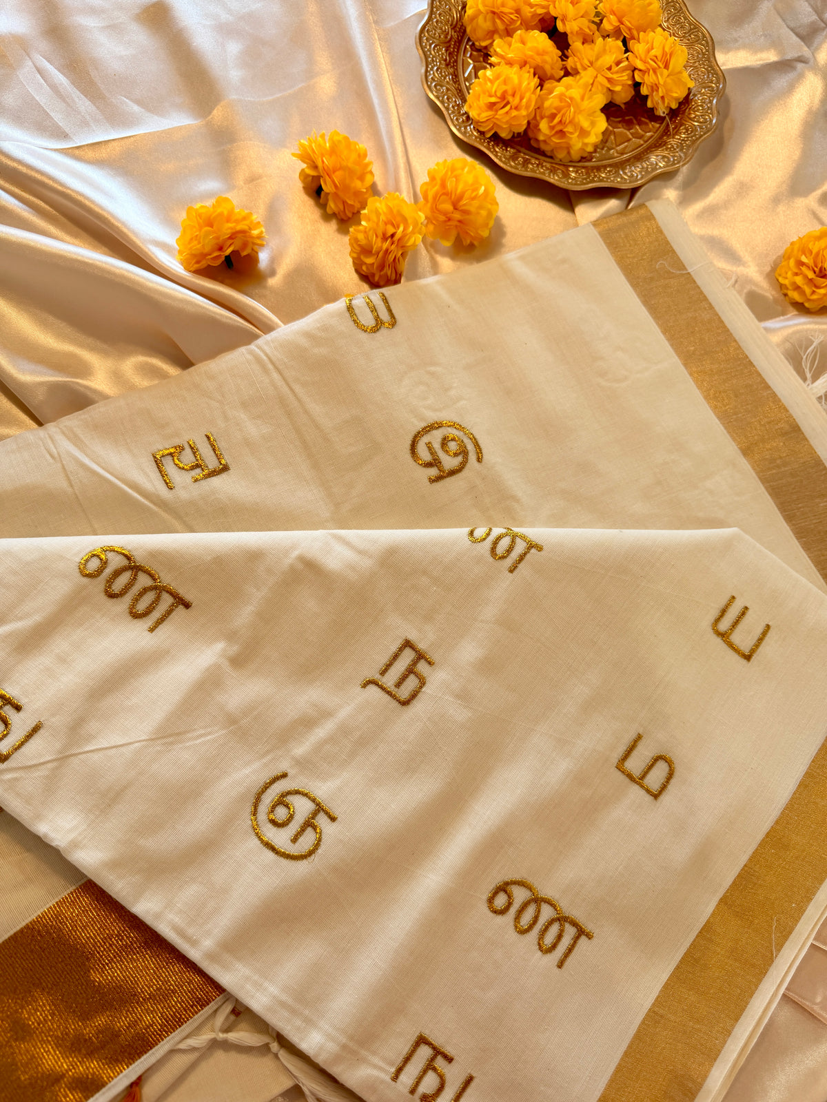 Tamil Aksharamala Kasavu Saree
