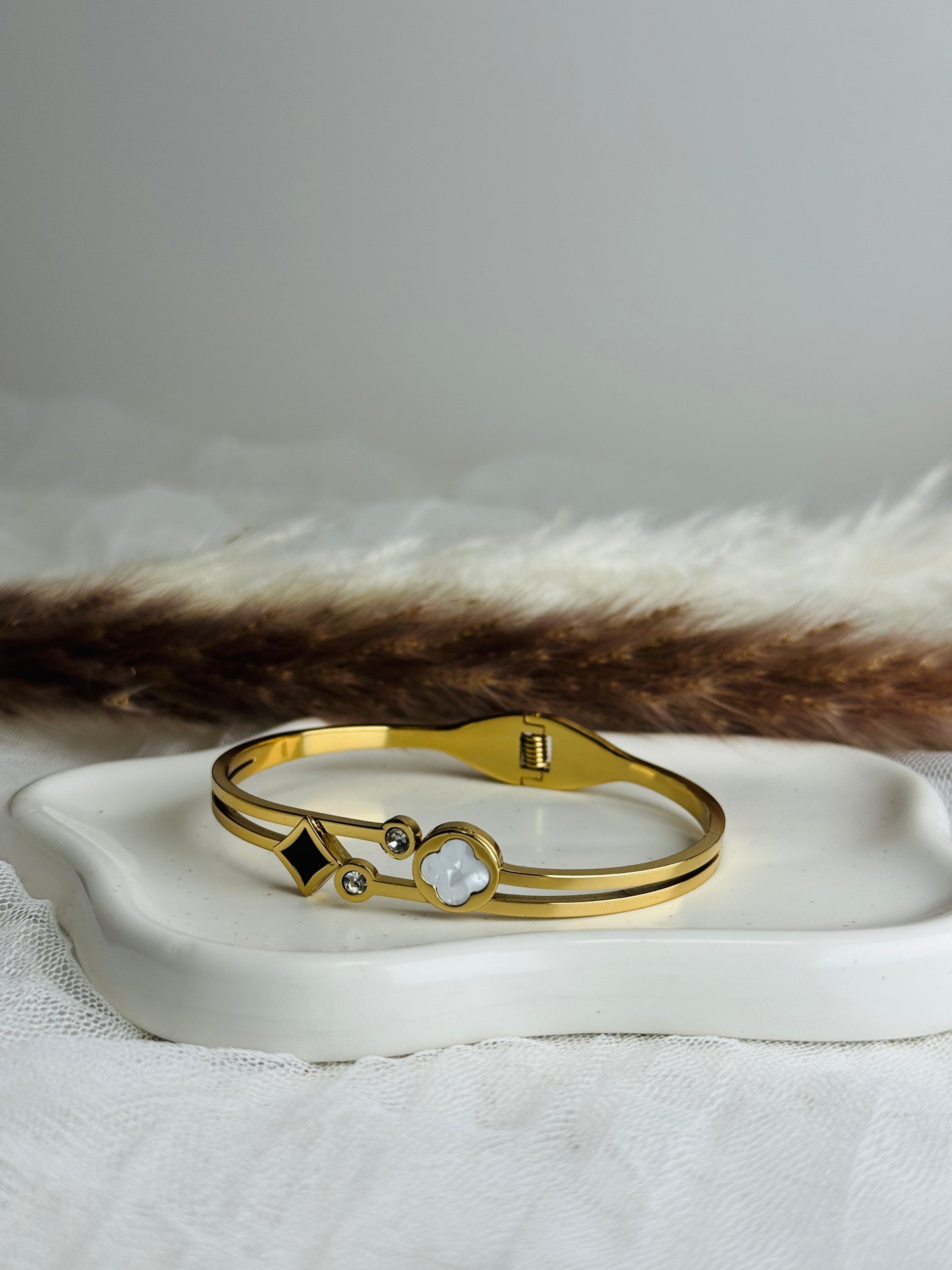 LB027 - Bracelet