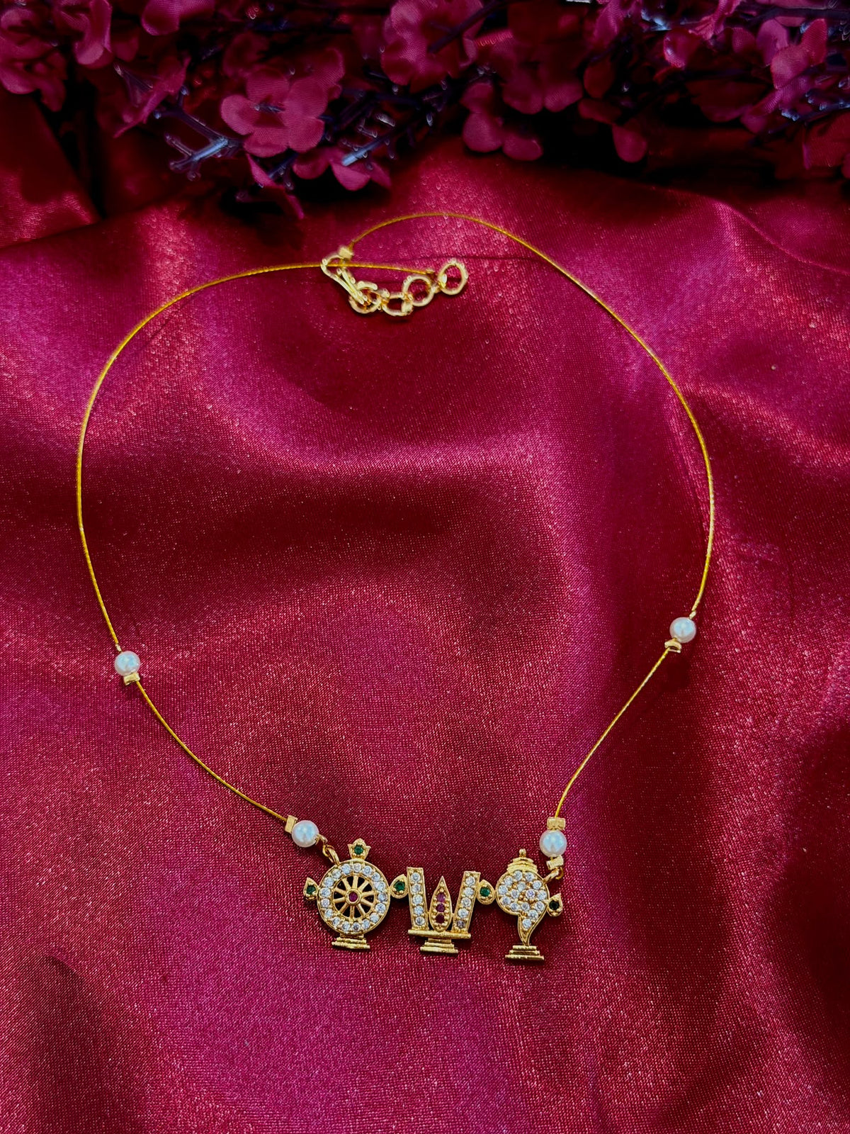 INVISIBLE NECKLACE 070