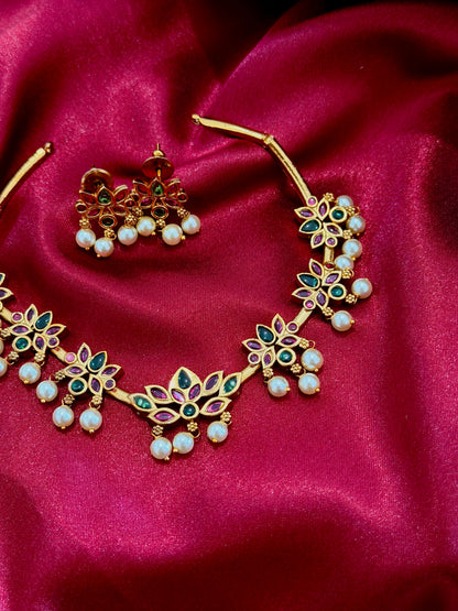 NECKLACE 055