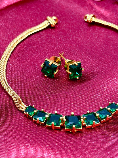 NECKLACE-045