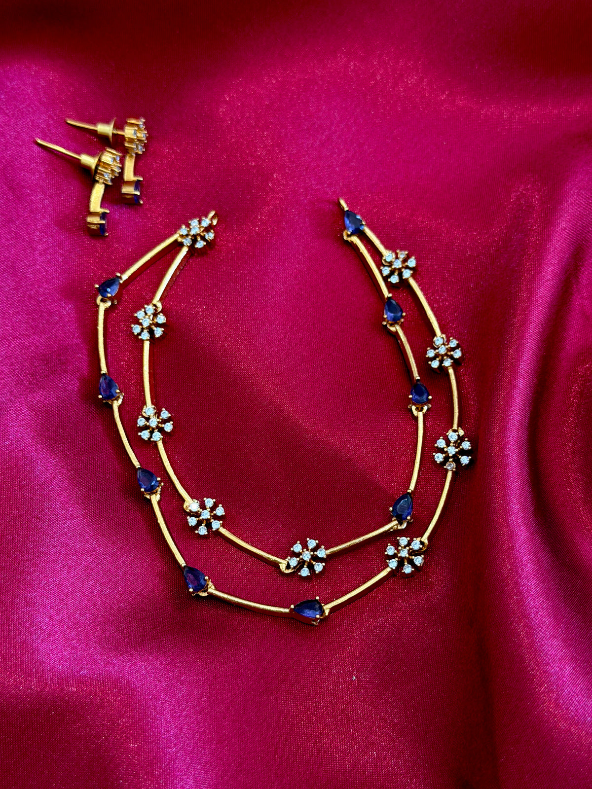 NECKLACE 050