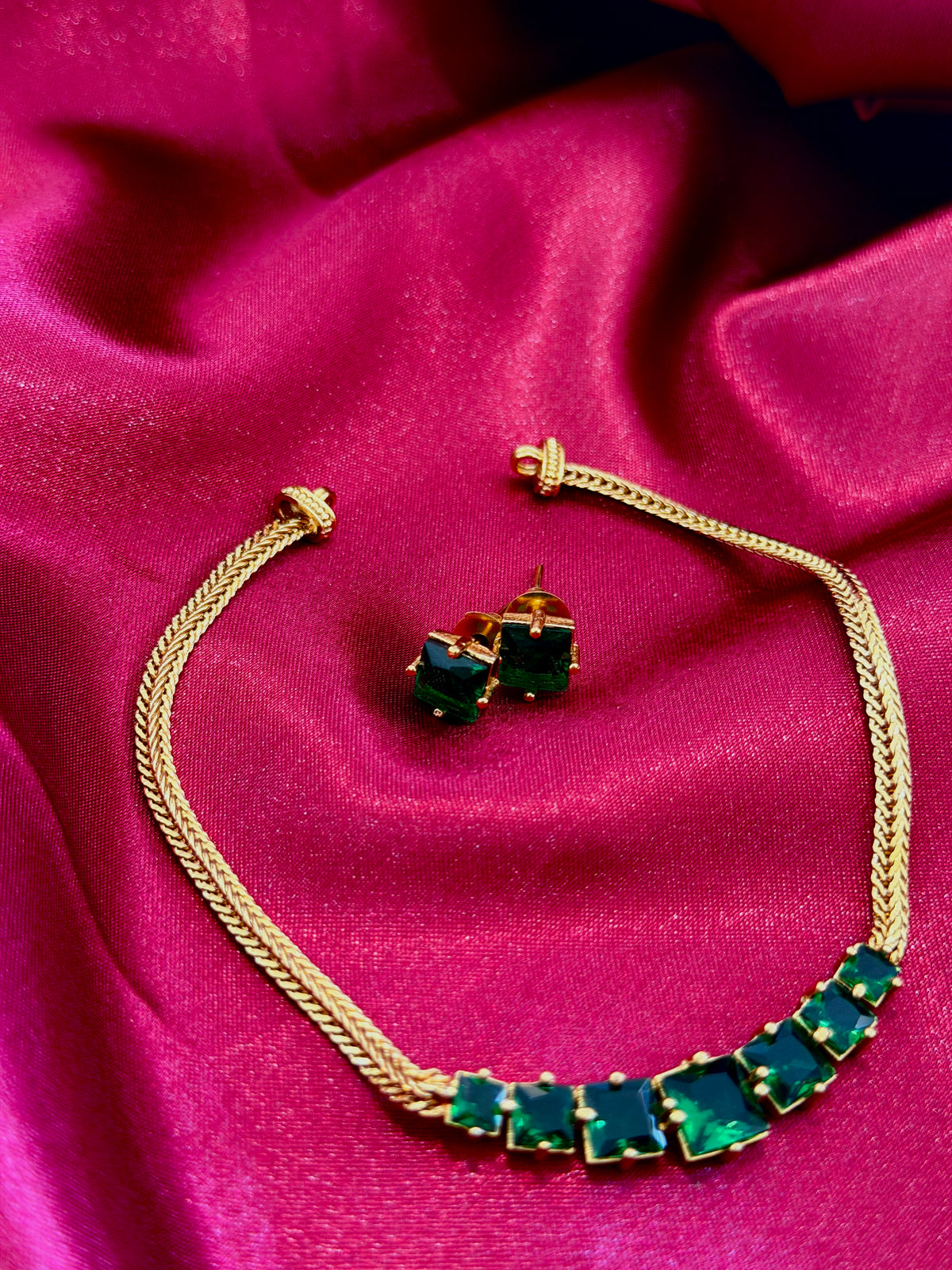 NECKLACE 057