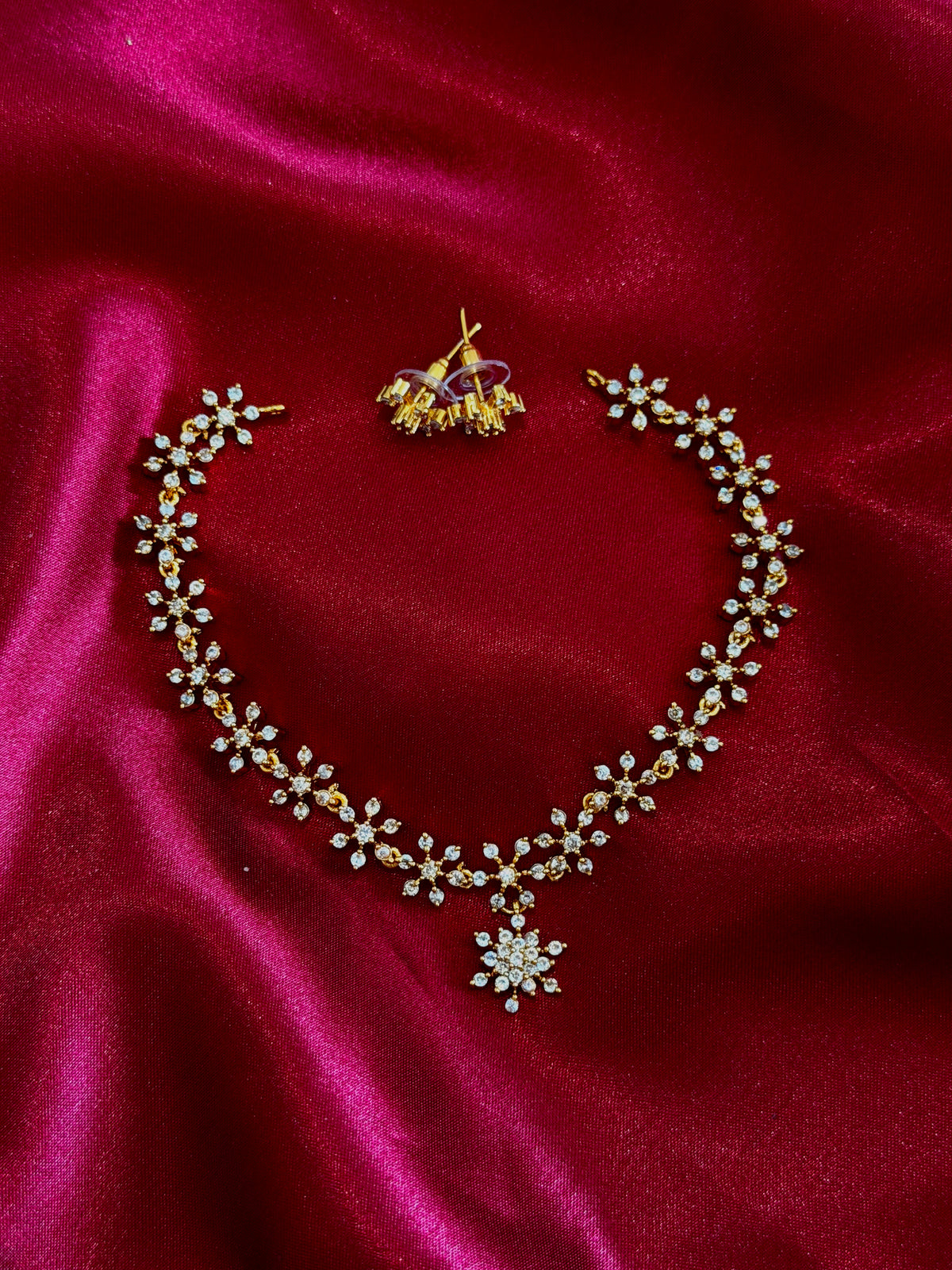 NECKLACE 053