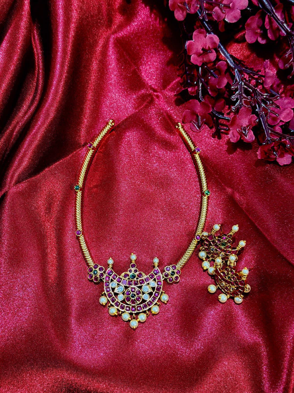 NECKLACE-046