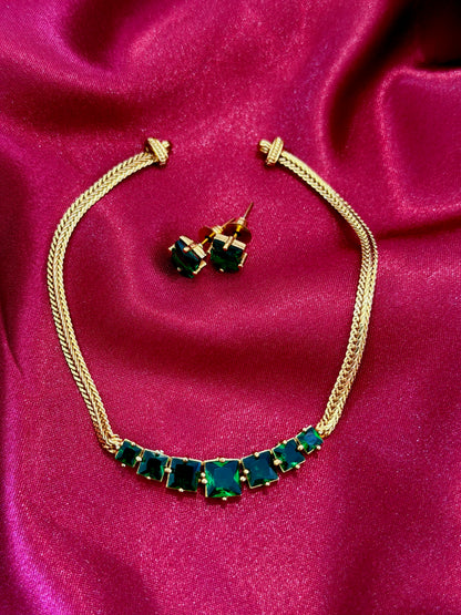 NECKLACE 057
