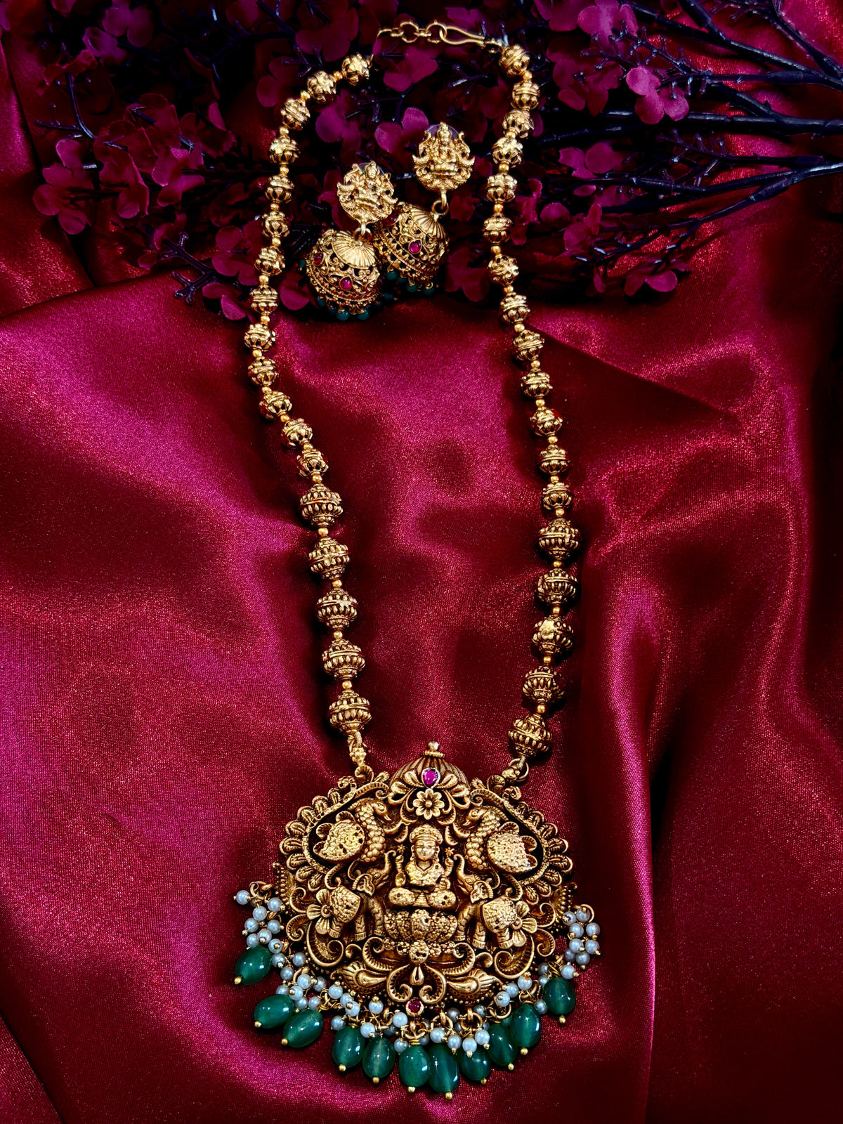 NECKLACE 075