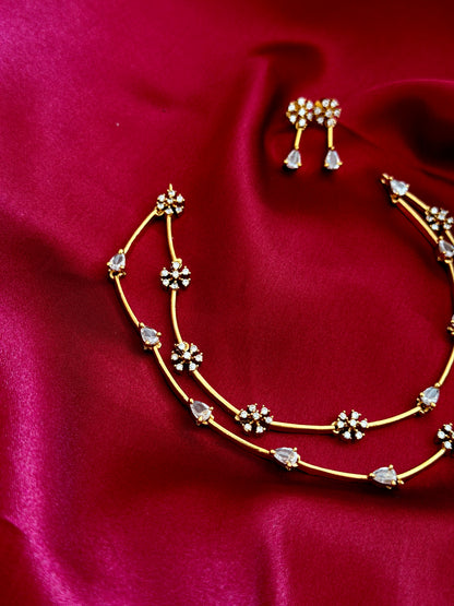 NECKLACE 050