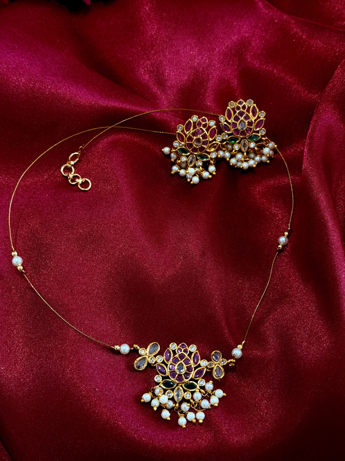 NECKLACE 071