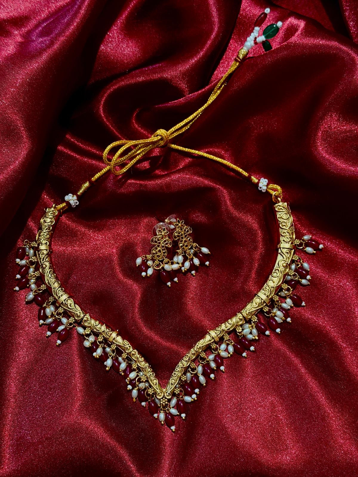 NECKLACE 082