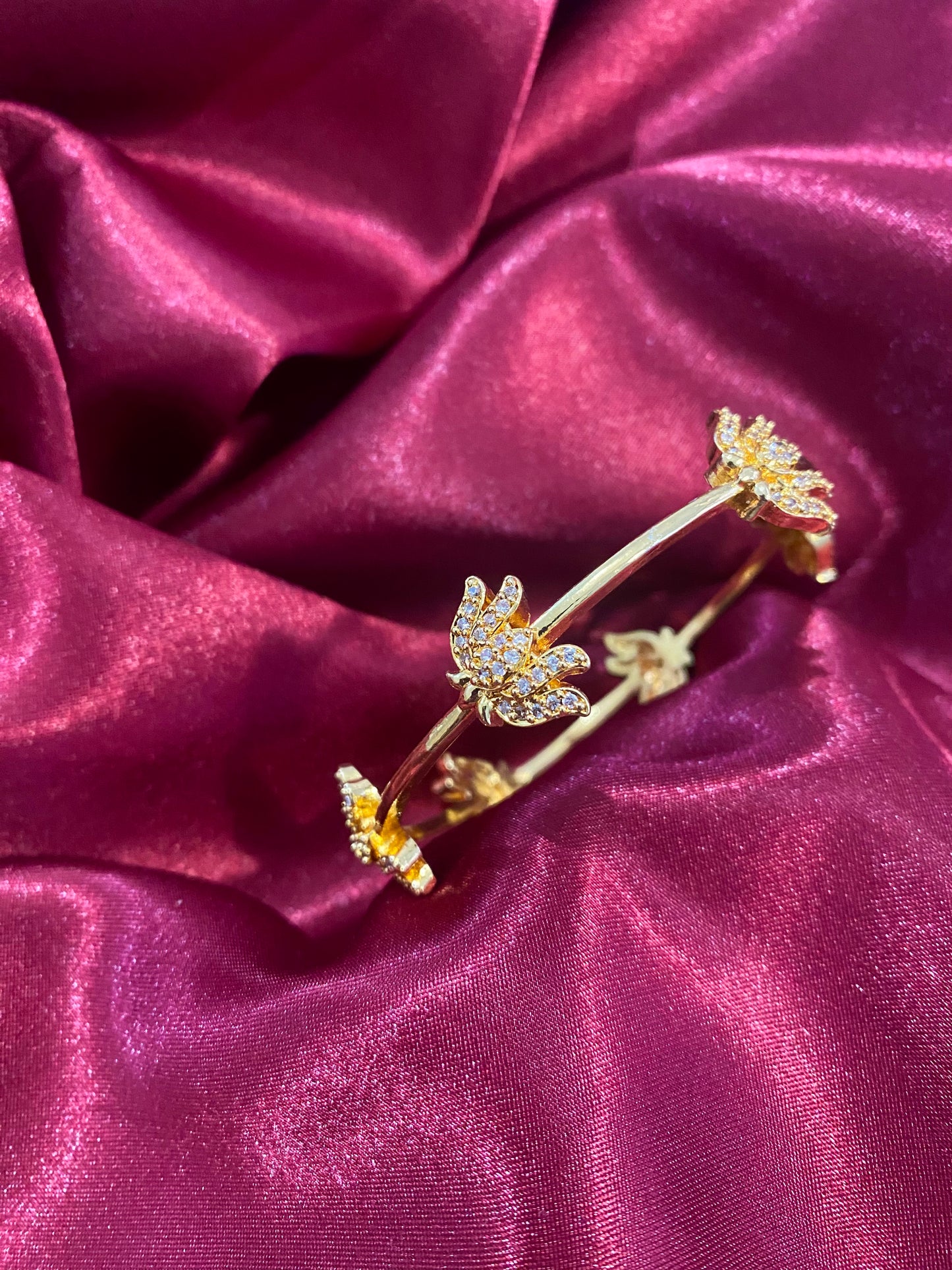 BANGLES 010