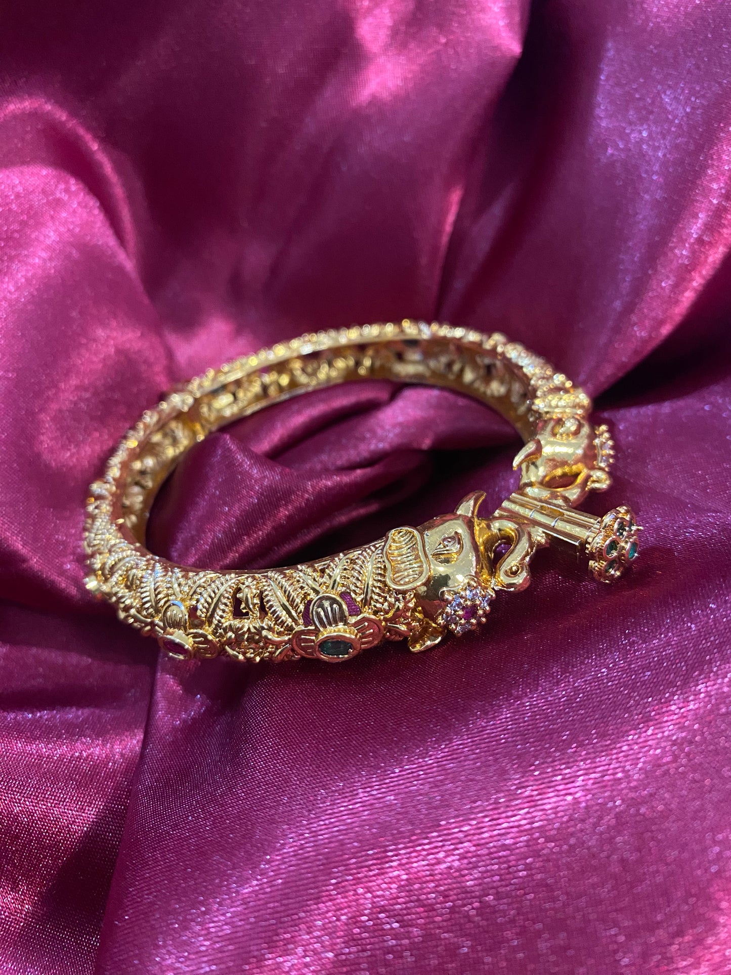 HAATHI OPEN BANGLES