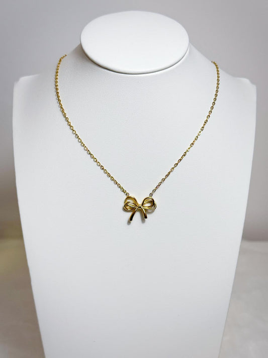 Chérie Bow Pendant