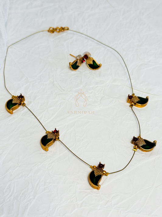 Invisible Chain Palakka maala