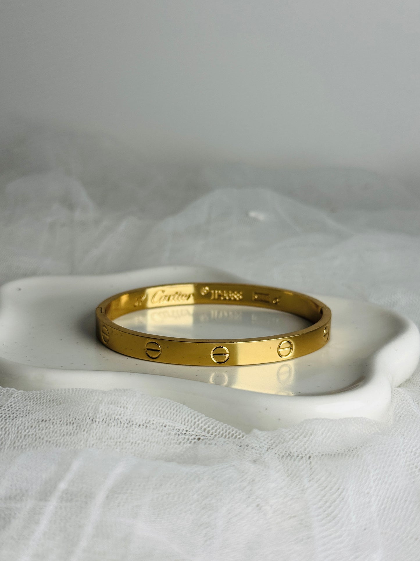 LB001 - Bracelet