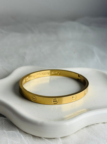 LB001 - Bracelet