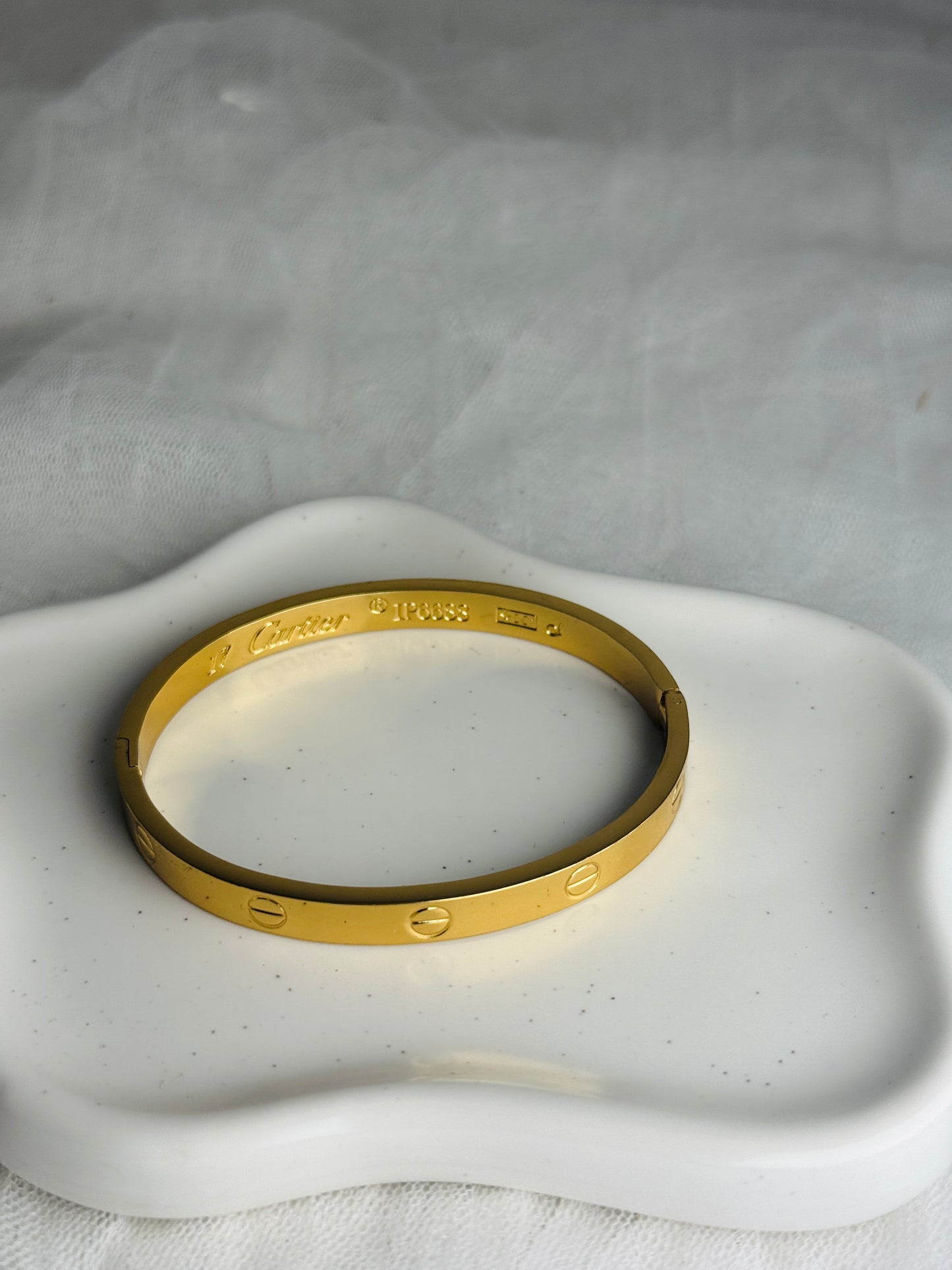 LB001 - Bracelet