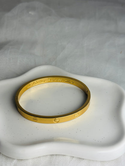 LB001 - Bracelet