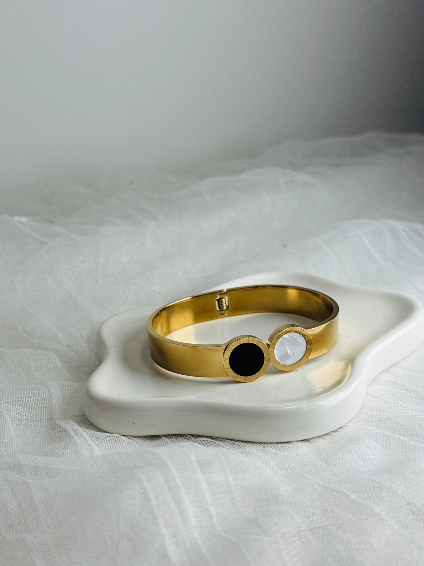 LB018 - Bracelet