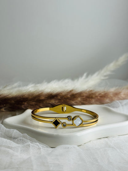 LB027 - Bracelet