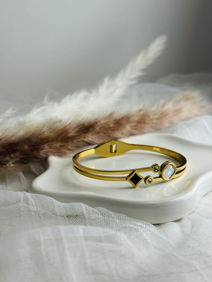 LB027 - Bracelet