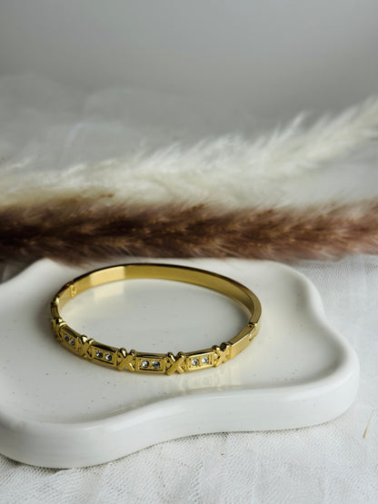 LB028 - Bracelet